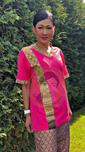 Load image into Gallery viewer, เสื้อยูนิฟอร์มนวดไทยเสื้อยูนิฟอร์มร้านอาหารไทย #สีชมพู ไซส์ S (เฉพาะเสื้อ)
