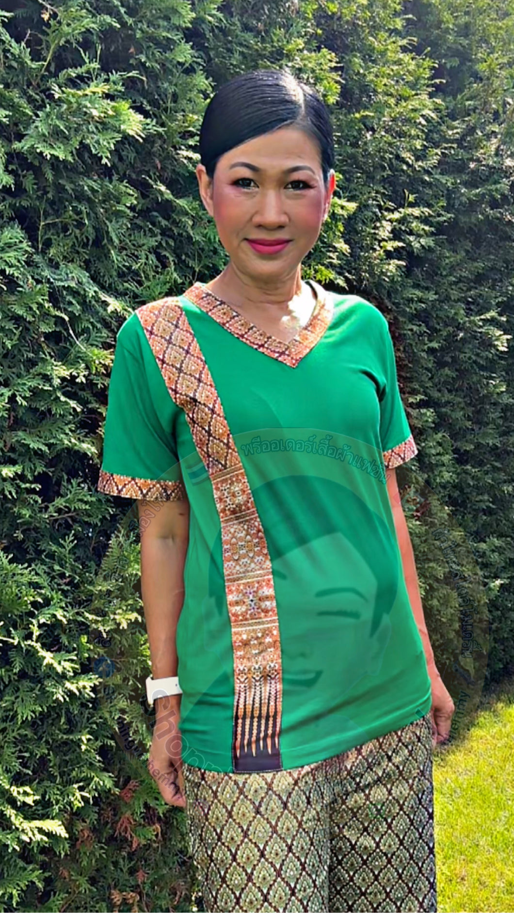 เสื้อยูนิฟอร์มนวดไทยเสื้อยูนิฟอร์มร้านอาหารไทย #สีเขียว ไซส์ L (เฉพาะเสื้อ)